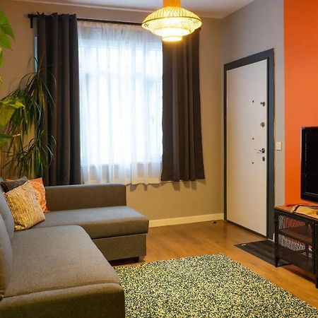 Cosy Flat With A Garden In Central Kadikoy Istanbul Exteriör bild