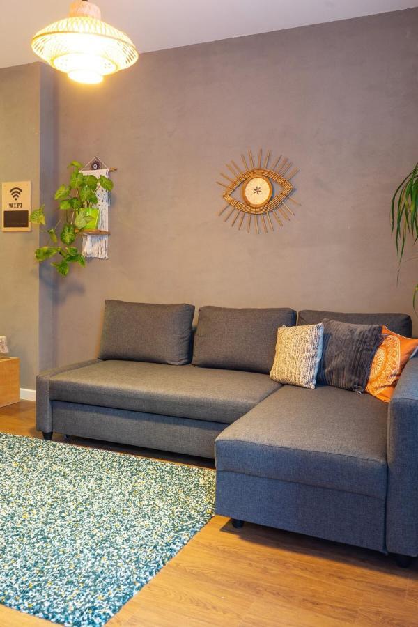 Cosy Flat With A Garden In Central Kadikoy Istanbul Exteriör bild