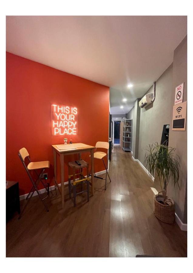 Cosy Flat With A Garden In Central Kadikoy Istanbul Exteriör bild